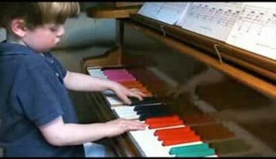 4-Year-Old Pianist Plays Bach Prelude No. 1 in C Major