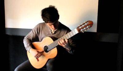 Bach Gigue on Classical Guitar, Played by Jesse Liang