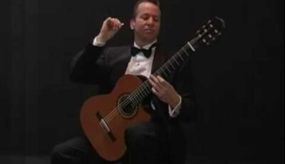 Bach Prelude Cello Suite No. 1, Performed by Eric Larkins on Classical Guitar