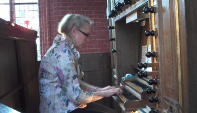 Gwendolyn Toth Plays Giovanni Gabrieli Canzona on Faber Organ
