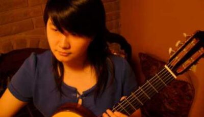 Meng Su Performs Paganini’s Caprice No. 24 on Classical Guitar