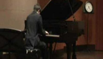 Patricio Molina Performs Bach’s Prelude in C Sharp Minor – Masterclass with André-Michel Schub