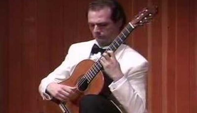 Stefano Grondona Performs Oriental by Albéniz